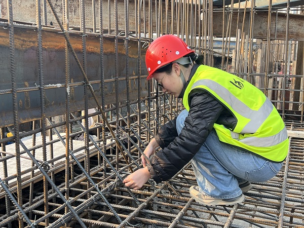 国产69精品久久久久人妻